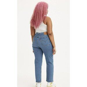 Levis Women’s Wedgie Straight Blue Denim Size 32 28” EUC